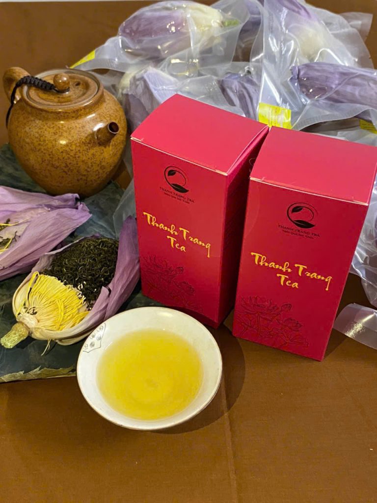 Chén trà sen thơm hương sen, đậm vị trà